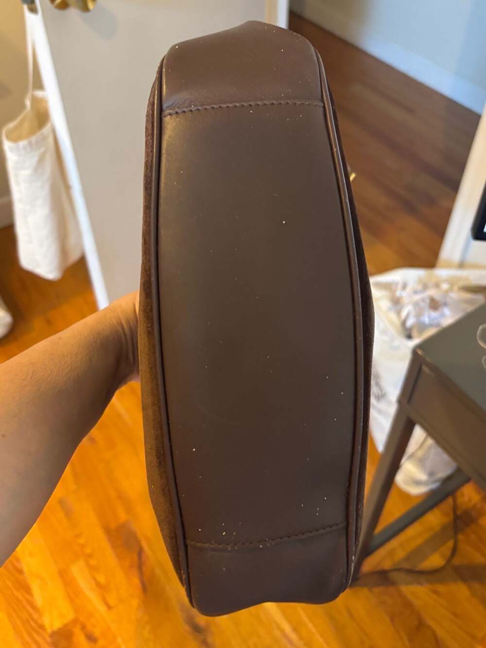 Vintage Gucci Brown Suede Hobo Shoulder Bag with Bamboo Handle – Made in Italy - Picture 5 of 8